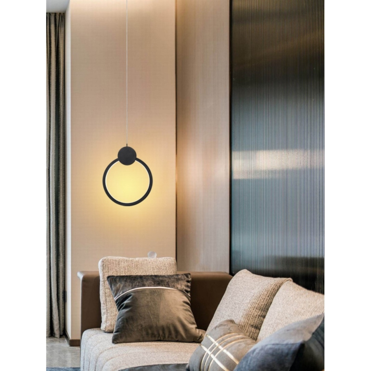 Lustră LED suspendată neagră, 12 W, 650 lm, metal și acril