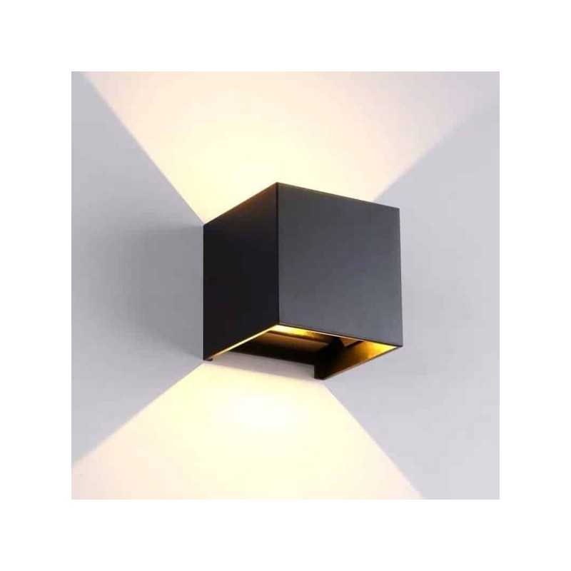 Aplică LED de perete neagră, cub 10 cm, 6 W, 750 lm, 3 culori de lumină