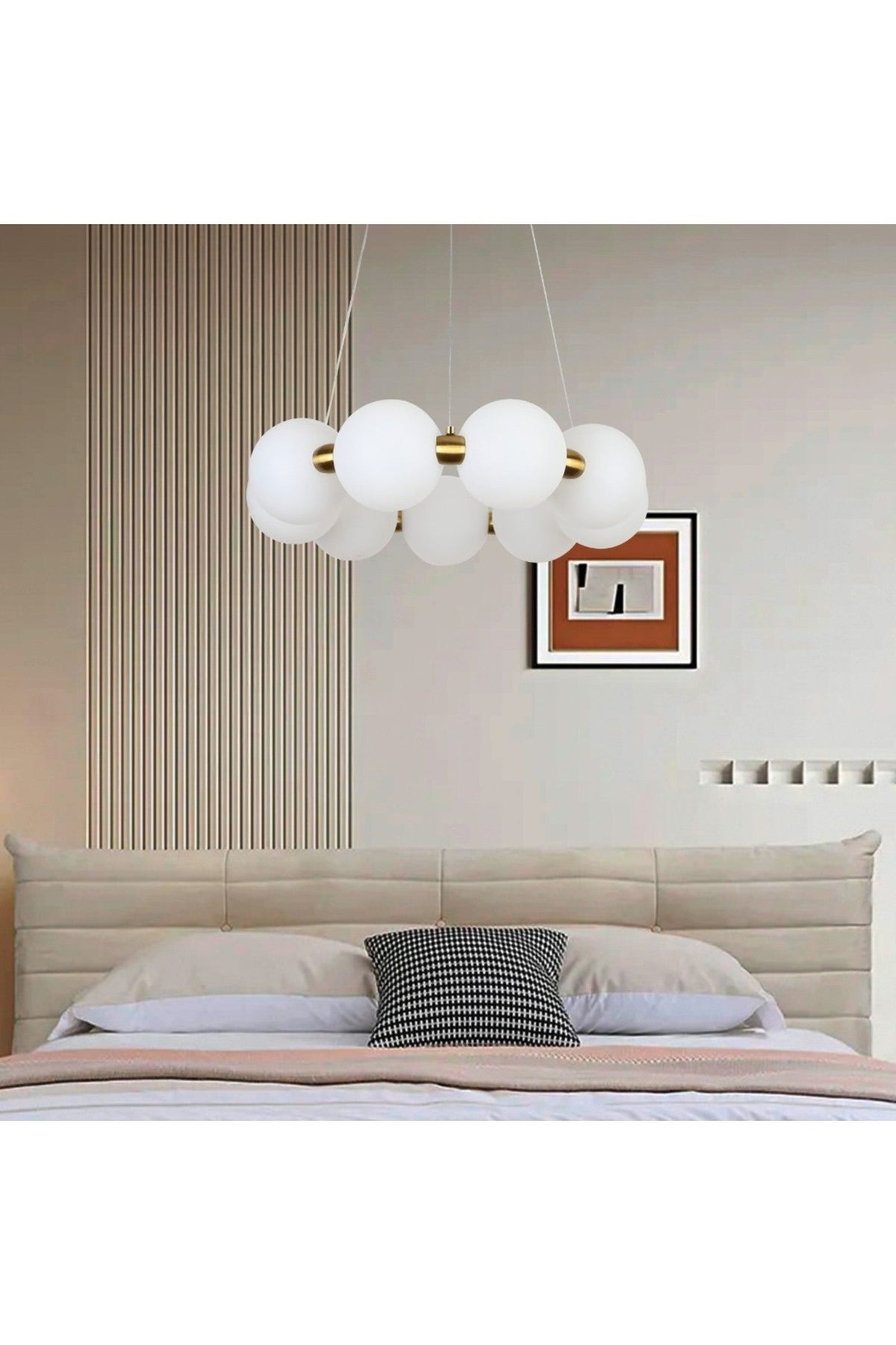 Lustră suspendată aurie cu 8 socluri G4