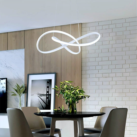 Pendul LED INFINITY alb, cu telecomandă, intensitate și culoare reglabile