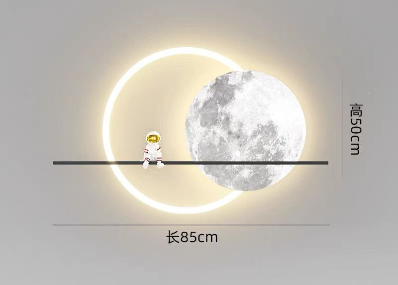 Aplică și ornament de perete model 2557, astronaut cu lună și cerc luminos LED, 50 cm