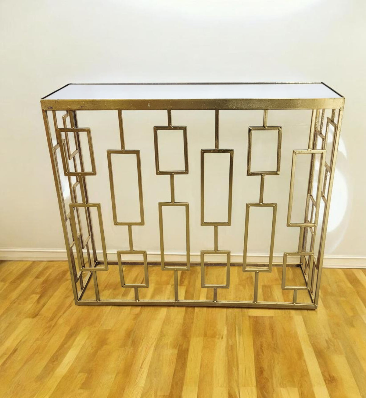 Consolă metalică aurie 82023 cu blat oglindă, design geometric modern