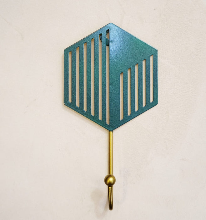 Cuier metalic decorativ model 026 verde cu detalii aurii, design geometric modern
