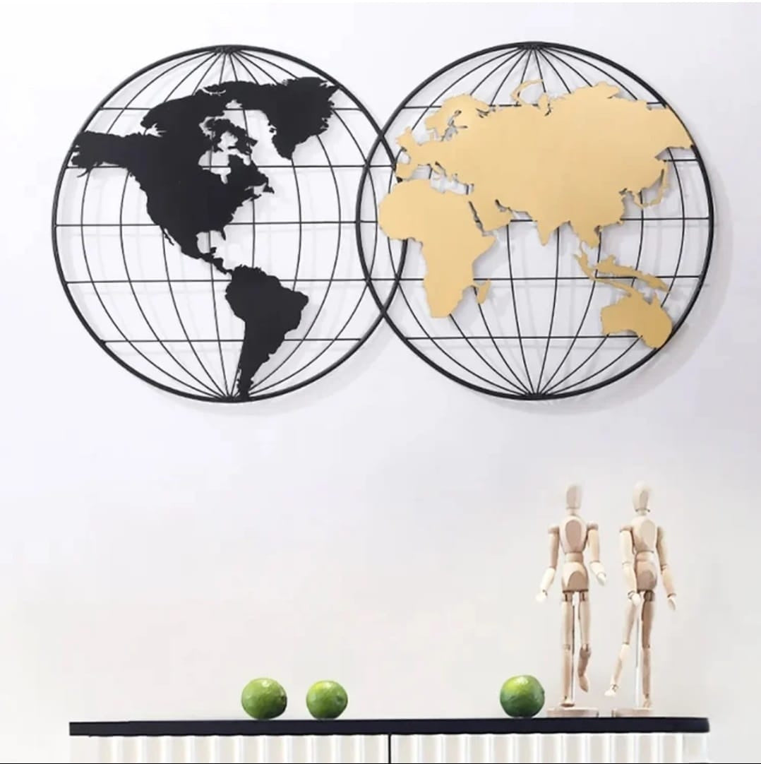 Decor de Perete Hartă a Lumii Modernă, Metal Negru și Auriu, Design Geometric, 110×60 cm
