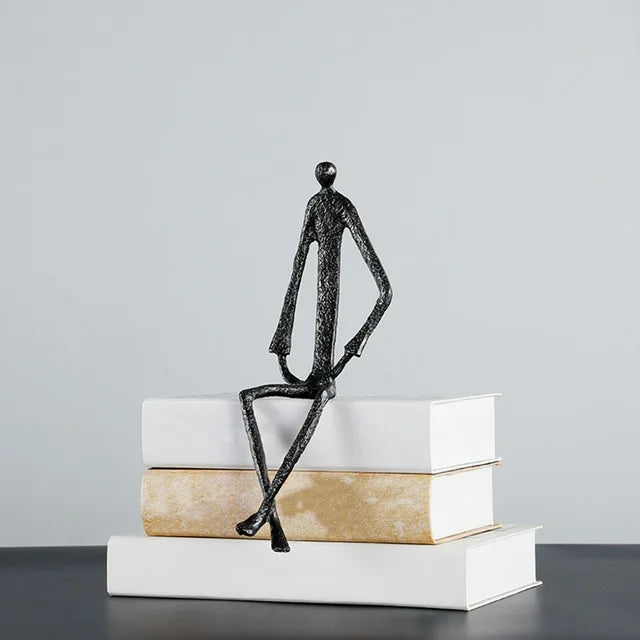 Decorațiune 198 statuetă de colț, design artistic, metal auriu sau negru, 30x8 cm