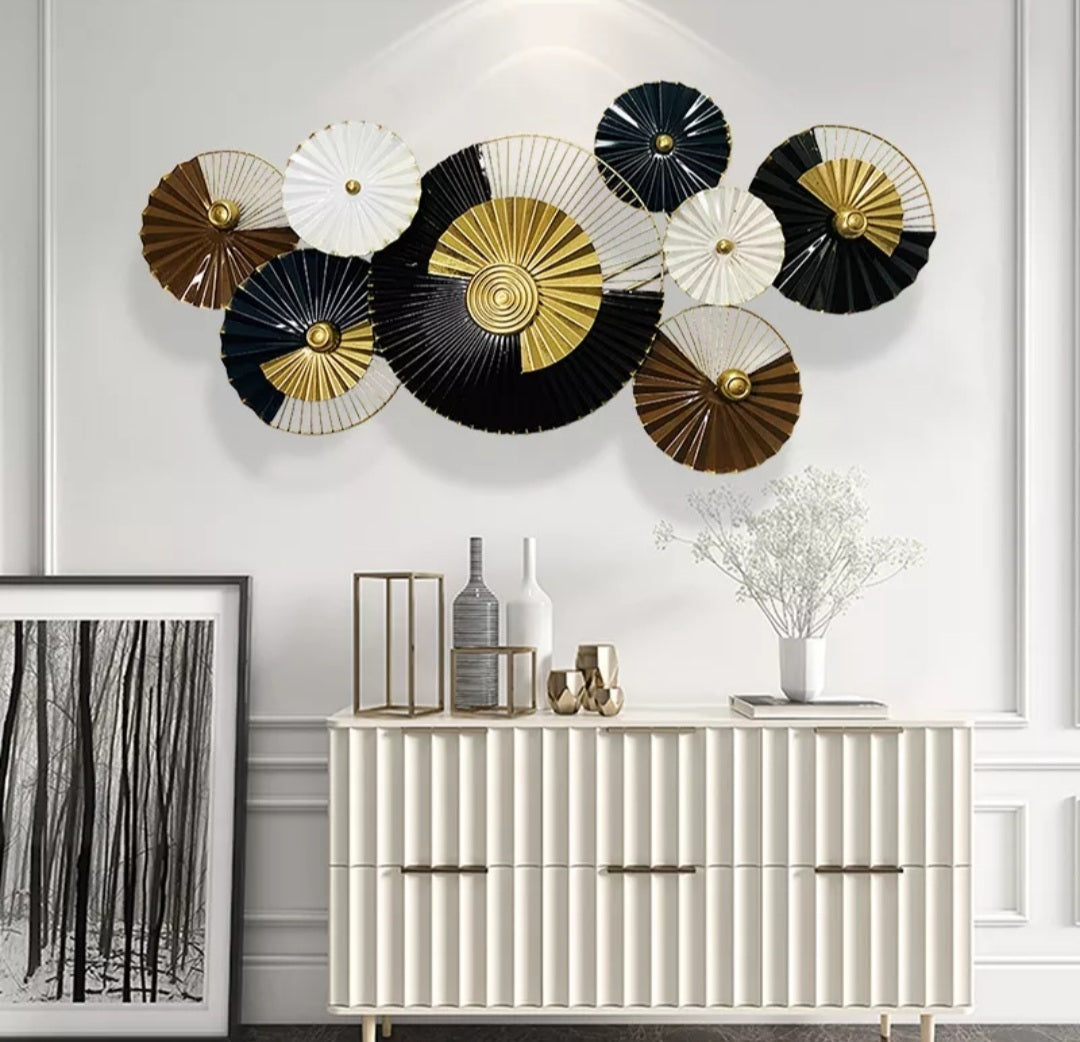 Decoratiune metalică de perete A2018 – motive florale, elegantă și rafinată