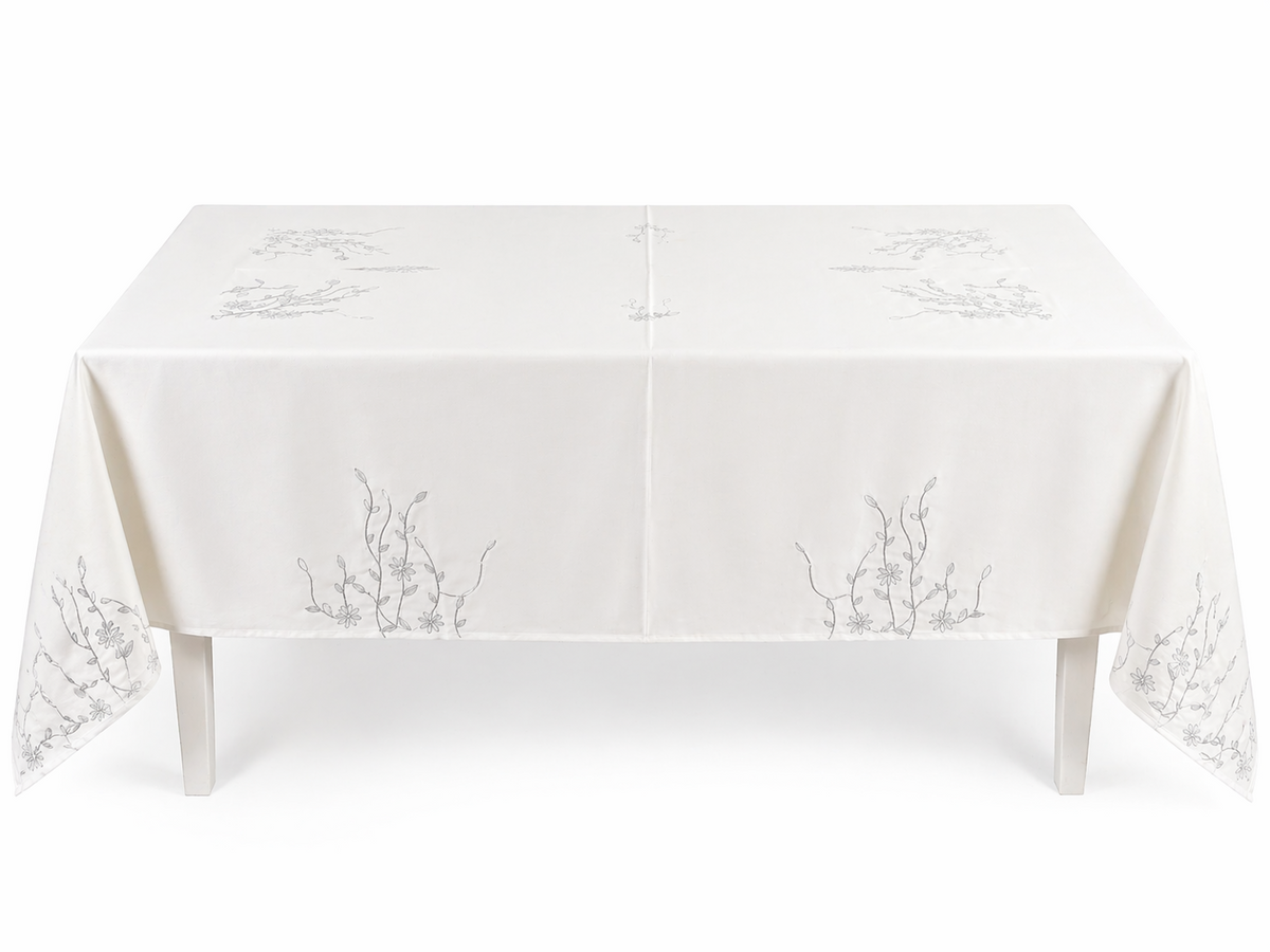 Față de masă 9078 albă textil brodată floral gri-argintiu 150x220 cm elegantă
