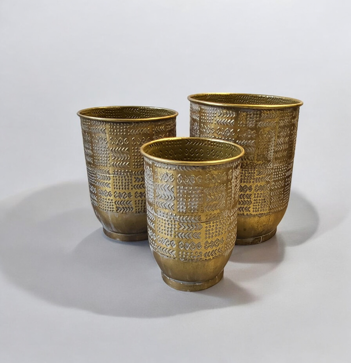 Set 3 ghivece metalice 95310 auriu – elegant și modern