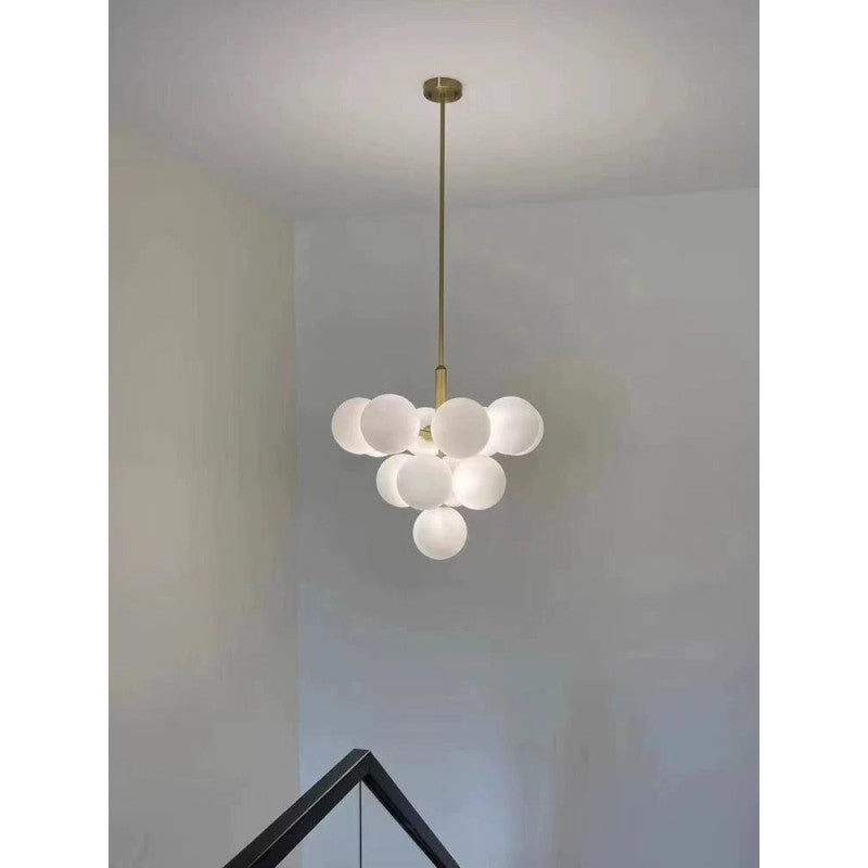 Candelabru modern alb cu 13 globuri, soclu G9