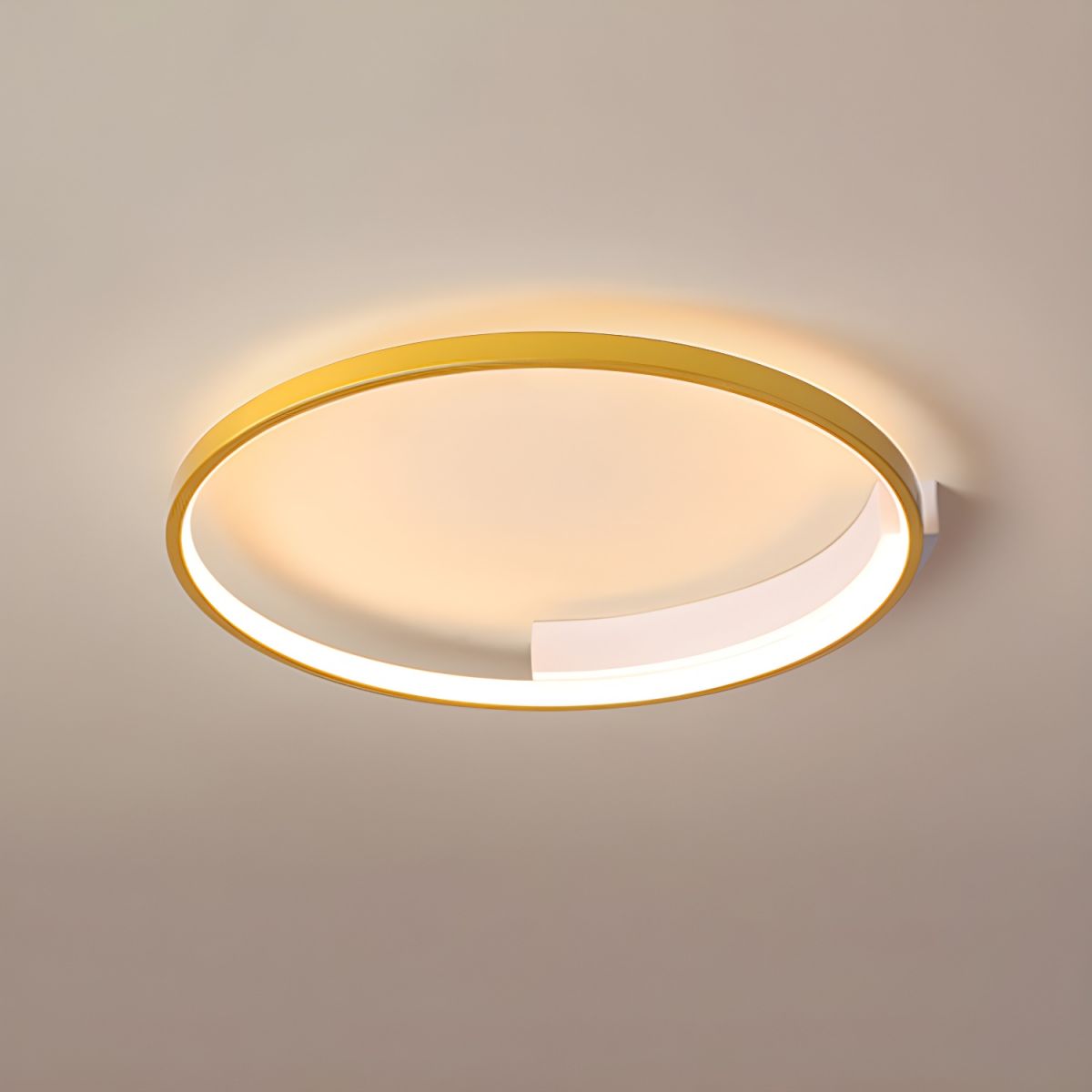 Plafonieră LED aurie cu 3 surse, Ø50 cm, dimabilă, Wi-Fi și telecomandă
