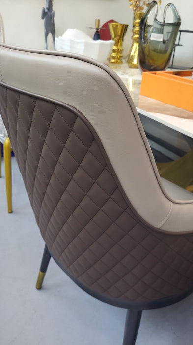 Scaun Modern 942 – Piele Ecologică, 2 Culori, Picioare Metalice, Înălțime 90 cm