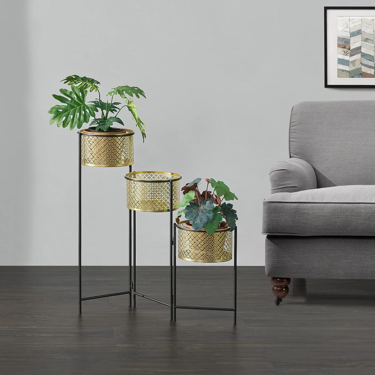 Suport plante cu 3 ghivece 70475 – metal auriu și negru, elegant și practic