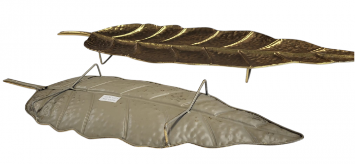 Set 2 tăvi ornamentale model 81012 din metal auriu în formă de frunză – multifuncționale și elegante