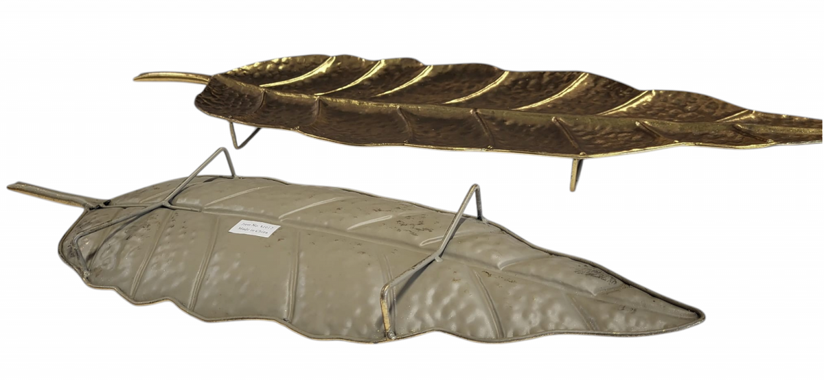 Set 2 tăvi ornamentale model 81012 din metal auriu în formă de frunză – multifuncționale și elegante