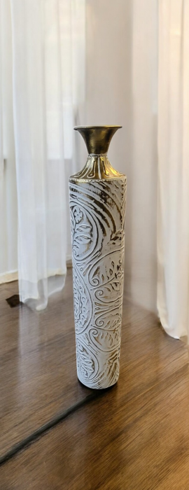 Vază decorativă de podea model 95306 auriu/alb antic – elegantă și sofisticată