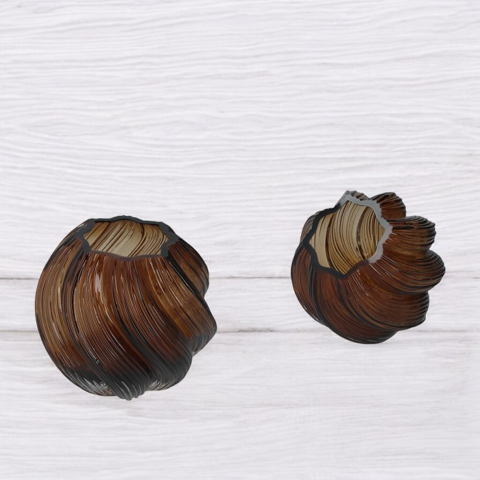 Vază decorativă SS24-011 maro – elegantă și modernă, din sticlă cu textură ondulată